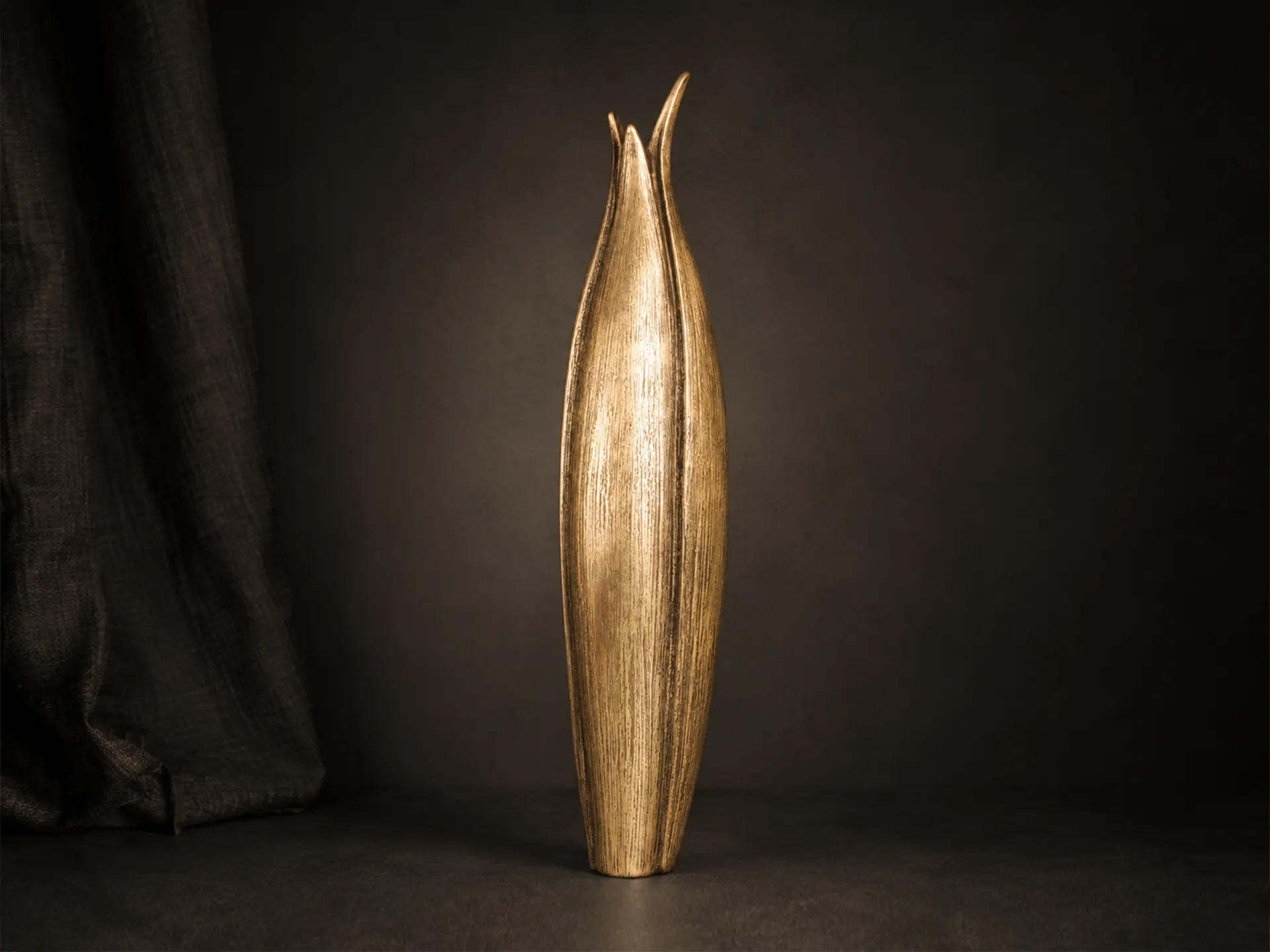 Agave decorative pot