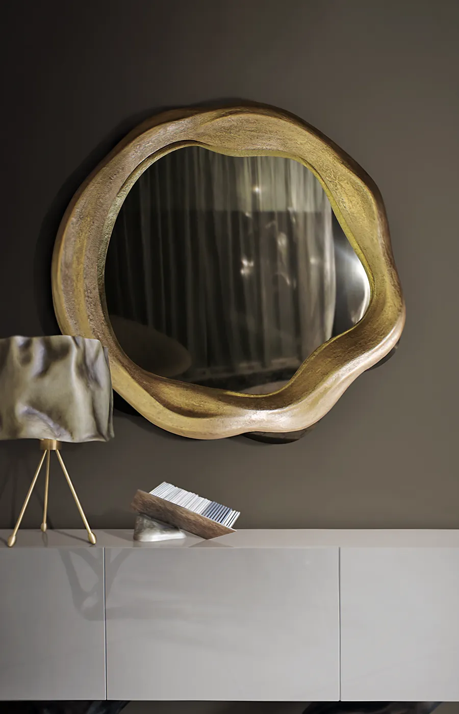 Entrance hall with round Twisted mirror in textured gold leaf on Hyperion sideboard