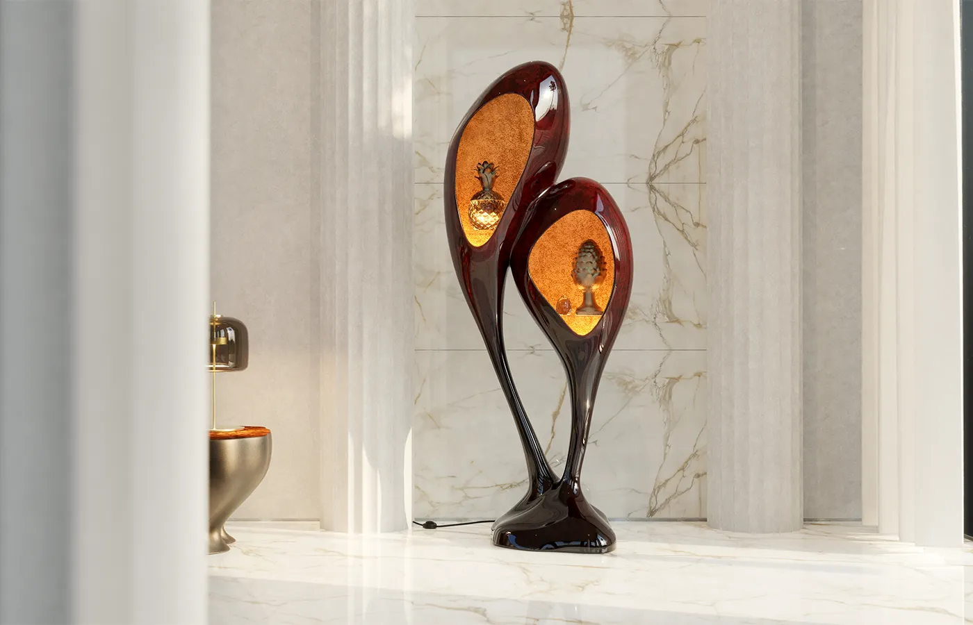 Vitrina Origin num interior contemporâneo, com estrutura escultural alongada e nichos iluminados em tons âmbar.