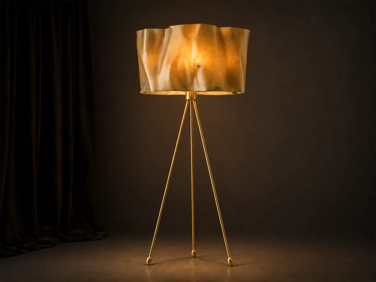Ruby floor lamp