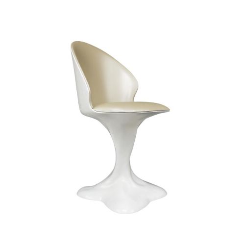 Cadeira flora em branco com tecido beige acetinado